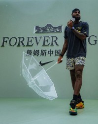 APP下载-勒布朗系列哪一代最经典？詹姆斯：7代 15代 20代是我心中的经典