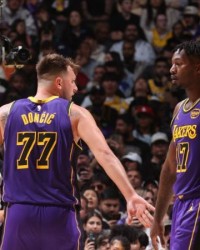 Kaiyun sport-19战15胜联盟第一！两大铁闸改变湖人：防守升第一