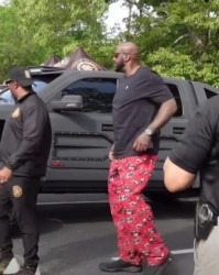 前队友：奥尼尔什么东西都要最大最好的 房子&amp;amp;车子&amp;amp;衣服&amp;amp;鞋子