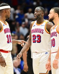 开云网址-巴特勒现身塔霍湖高尔夫名人赛，为库里加油助威