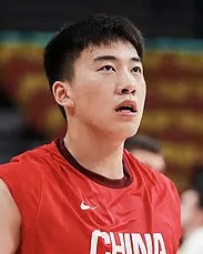 Kaiyun sport-博主：王俊杰依然是中国男篮4号位无代餐，今晚手感差点意思