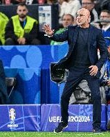 开云网址-此前17战全败！西班牙首次在至少丢4球的情况下赢下比赛