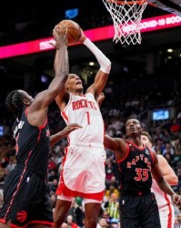 龙争虎斗！4前锋暗战火箭主力位，24岁大闸更具优势？凭全能立足