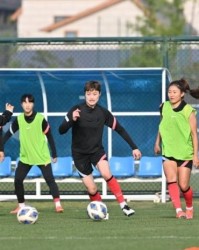 开云体育-旅欧球员或全数出场 韩国主帅：不惜一切代价取胜